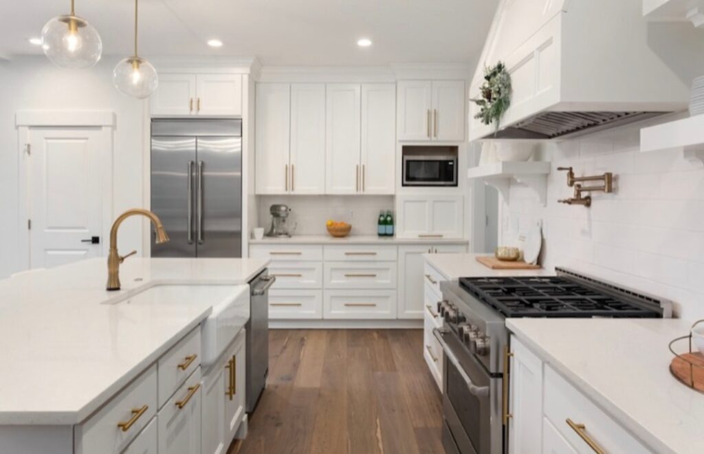 Cabinet refinishing Littleton, Colorado