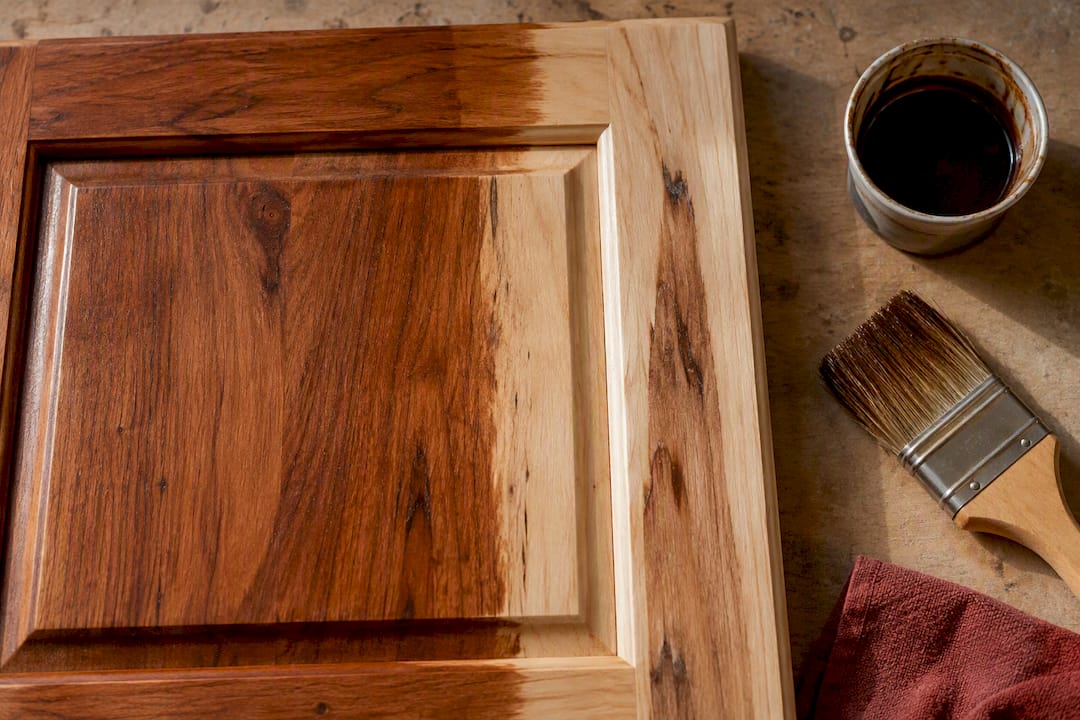 Hickory heartwood and sapwood with uneven stain